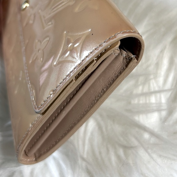 ✨💎 AUTHENTIC 💎✨ Louis Vuitton Monogram Vernis Beige Long Wallet - Picture 6 of 12